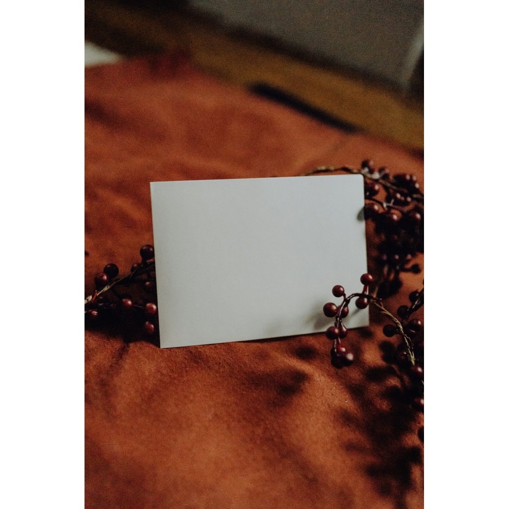 Handwritten message card with gold and silver ink options for personalised 15-word notes.